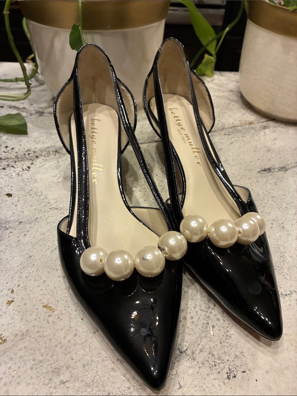 Bettye Muller Black Patent Pearl-Trim Slingback Flats size 8